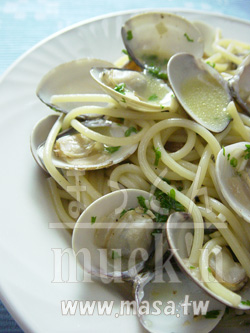 義大利麵食譜-和風口味, 蒜香清酒蛤蜊義大利麵