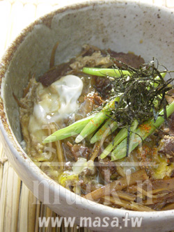 減肥食譜,日本料理,牛蒡食譜-快速午餐!牛肉Shigure-ni時雨煮丼
