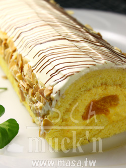 蛋糕食譜,南瓜料理食譜-非常南瓜卷蛋糕/Pumpkin roll cake『かぼちゃのロールケーキ』